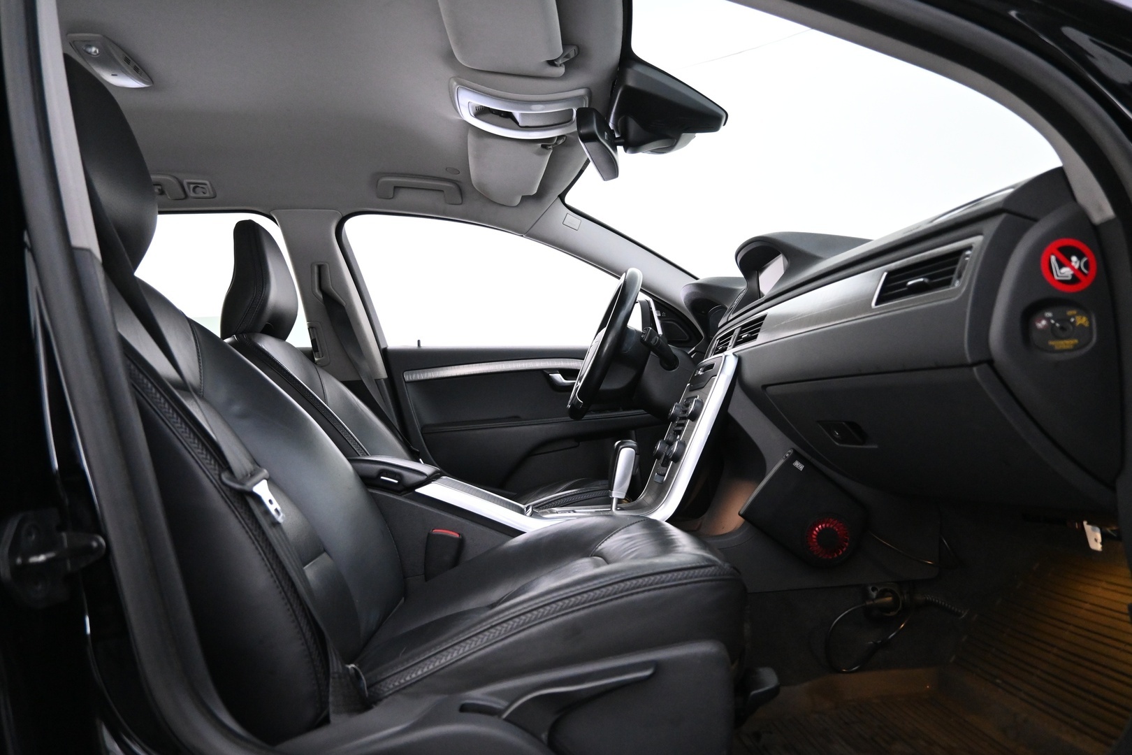 VOLVO XC70 2012