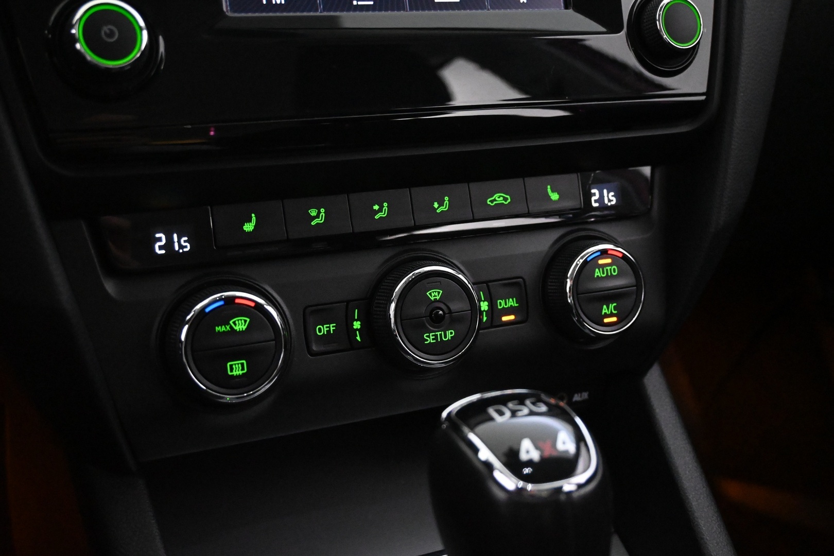 SKODA Octavia 2014