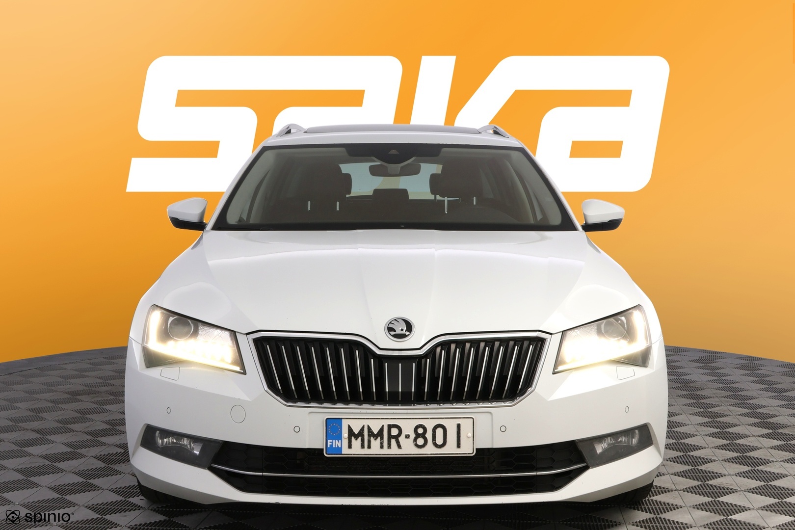 SKODA Superb 2016