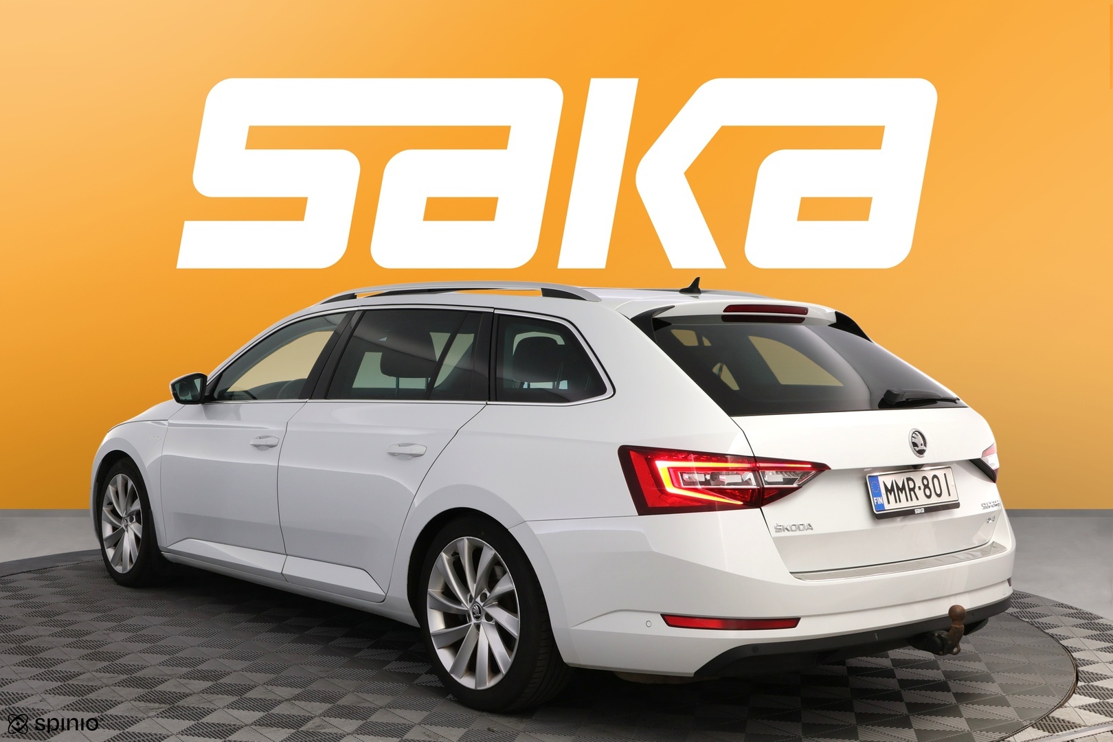 SKODA Superb 2016