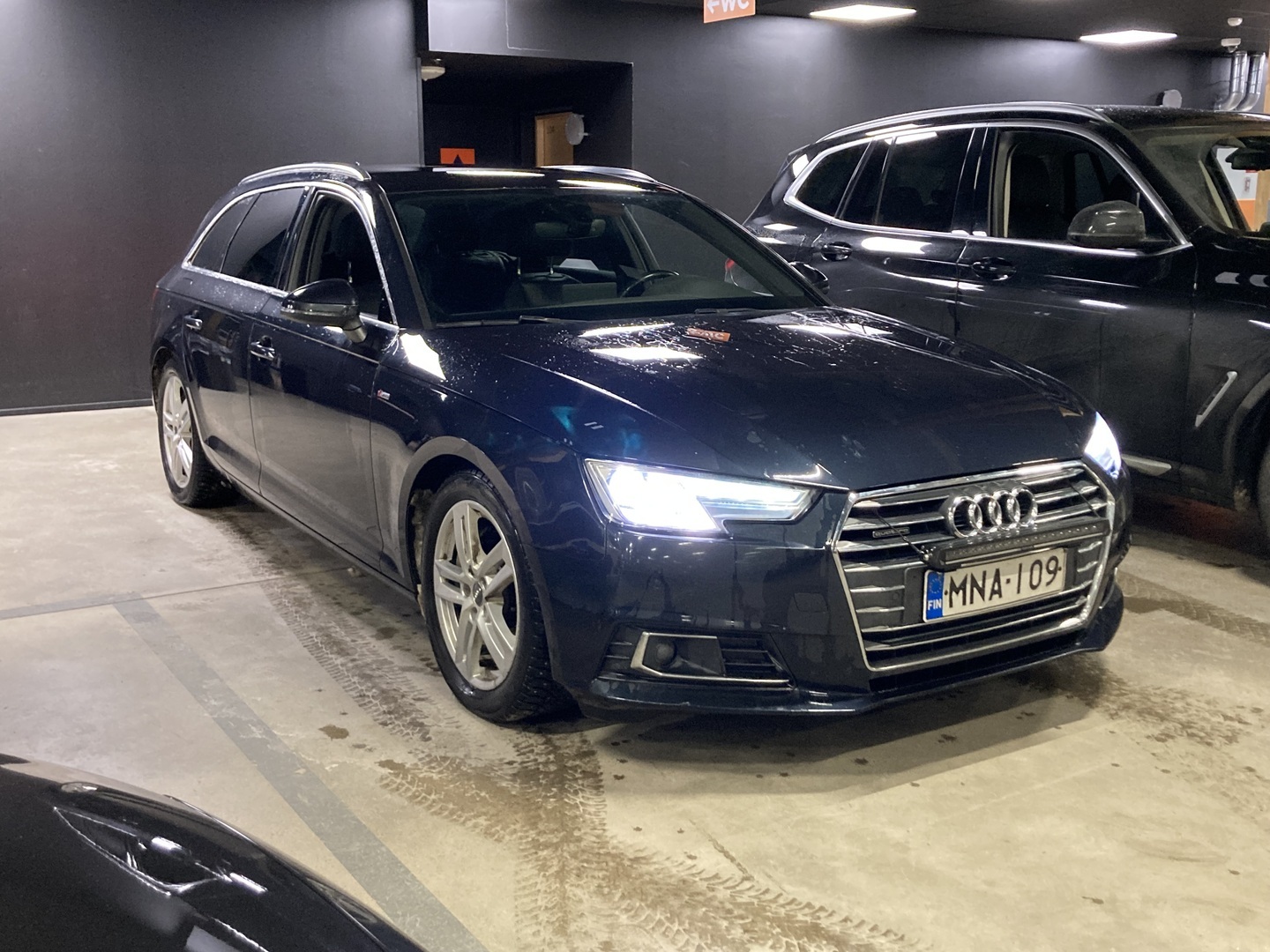 AUDI A4 2016