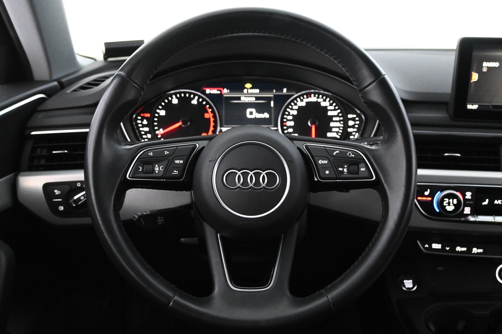 AUDI A4 2018