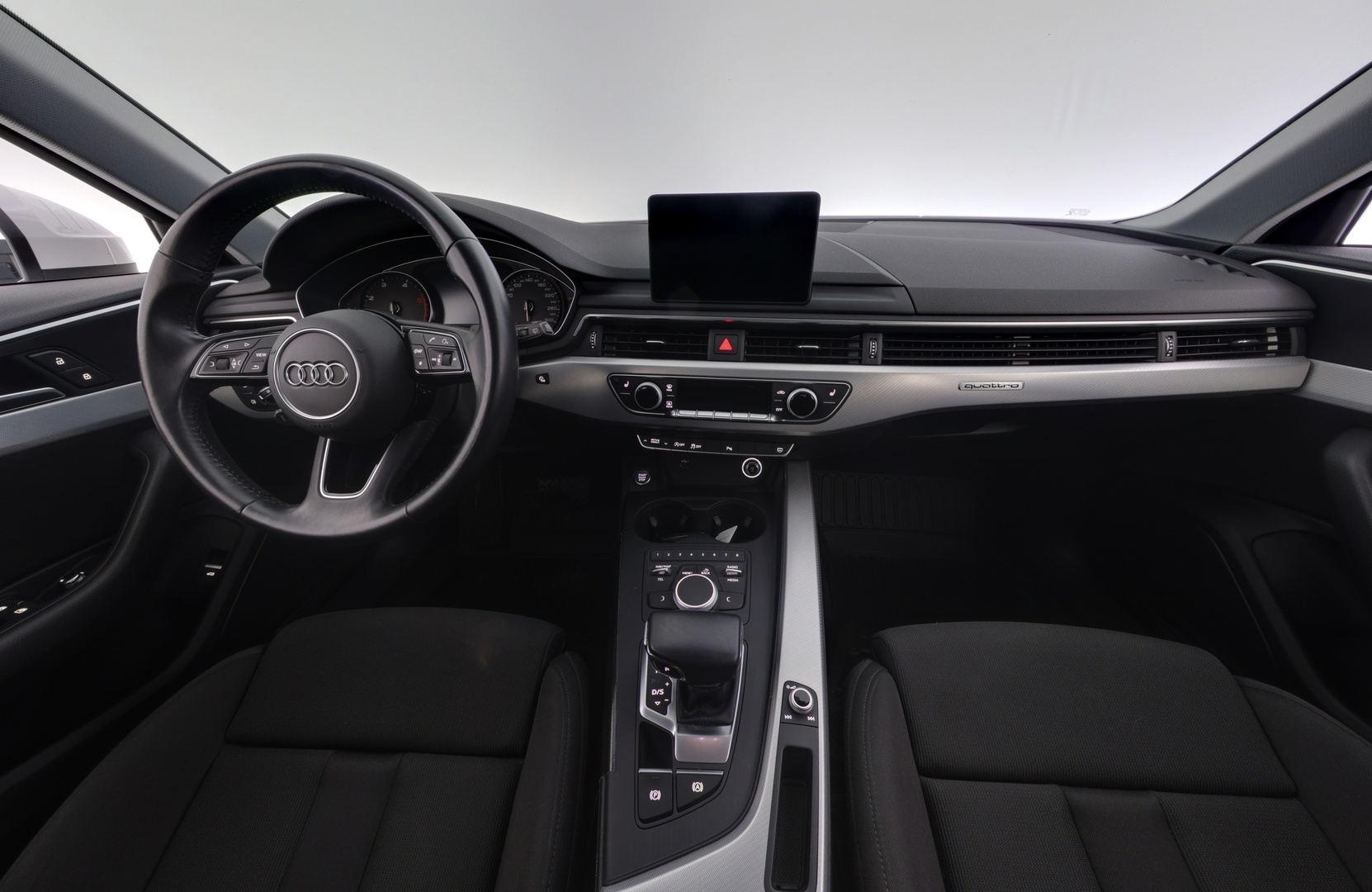 AUDI A4 2018