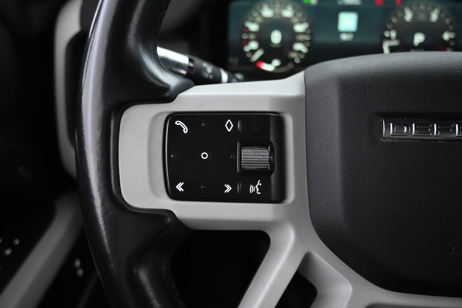 LAND ROVER Defender 2022