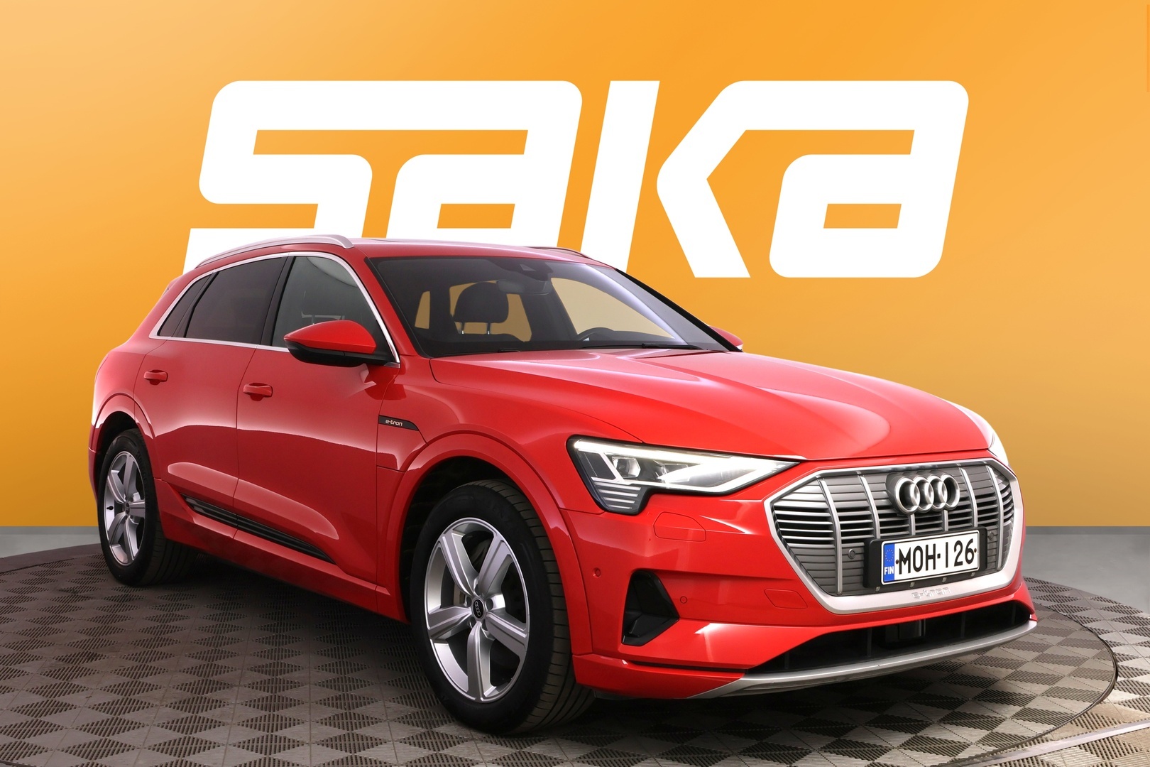 AUDI e-tron 2019