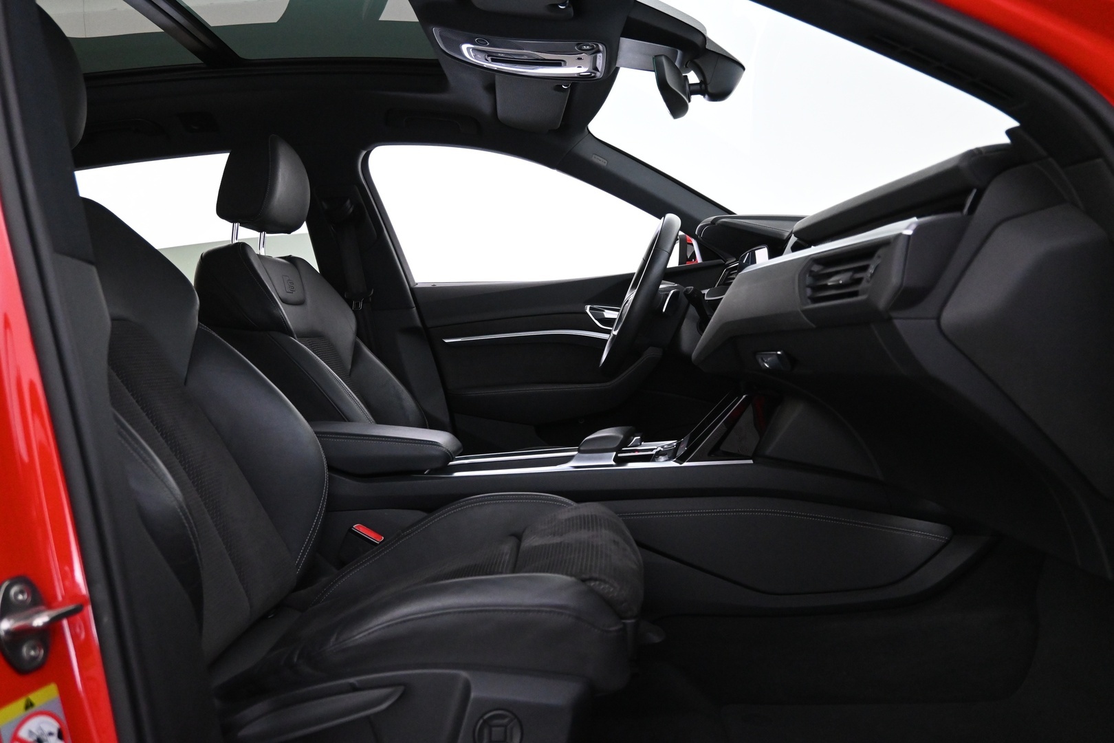 AUDI e-tron 2019
