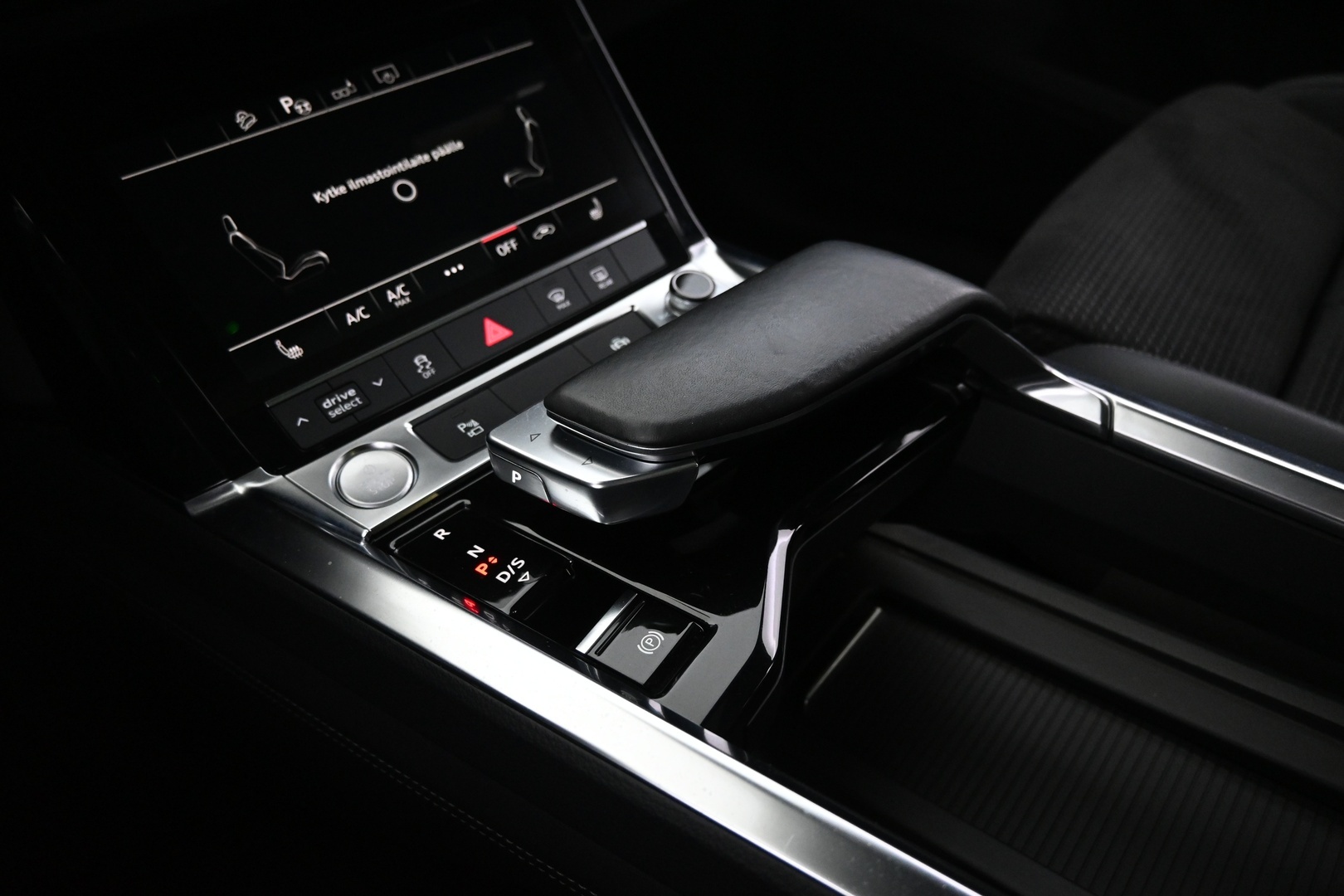 AUDI e-tron 2019