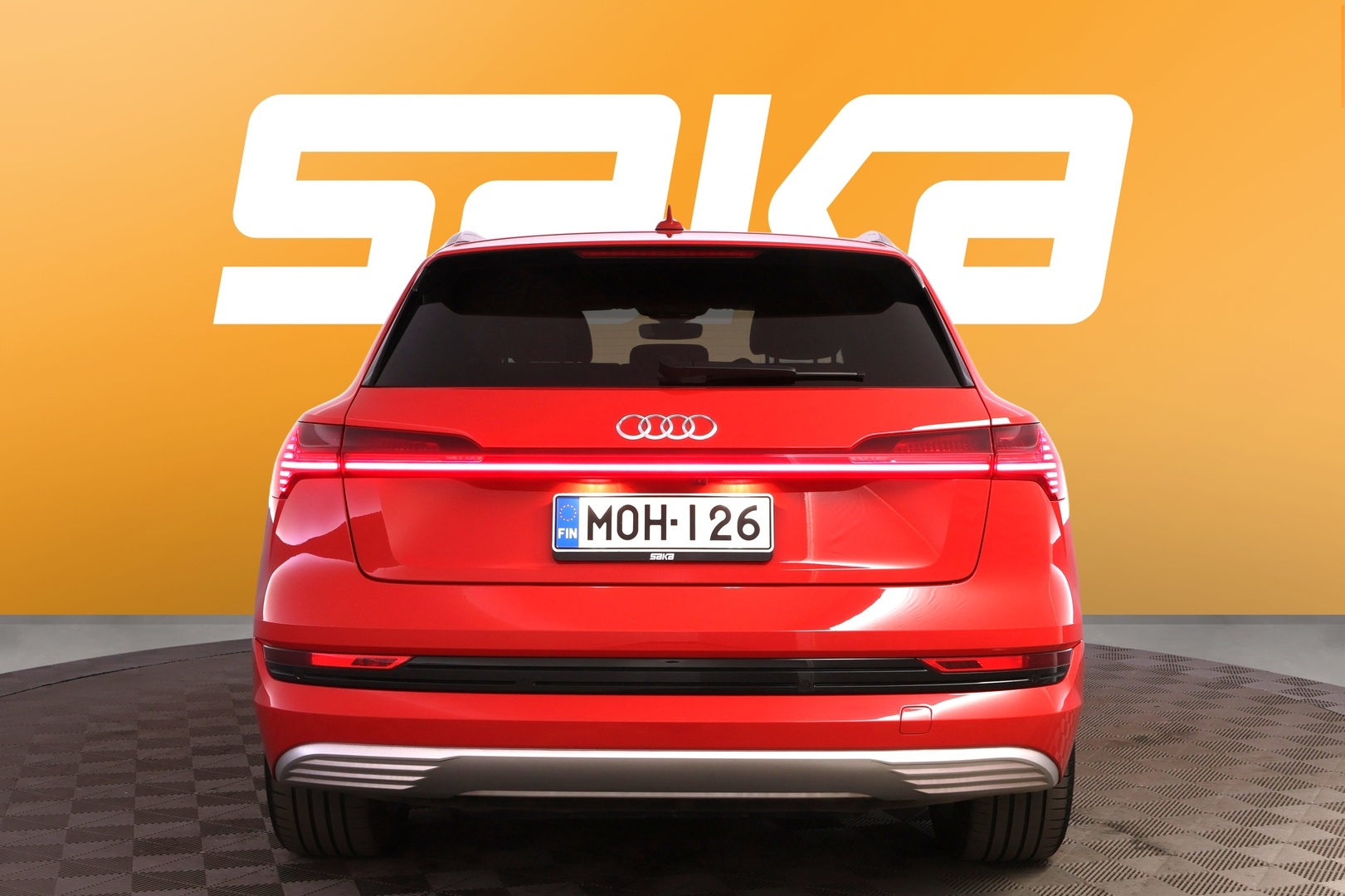 AUDI e-tron 2019