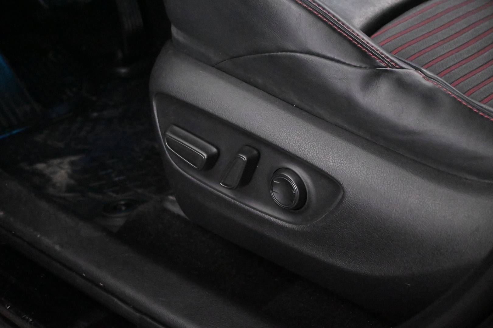 TOYOTA RAV4 PLUG-IN 2021