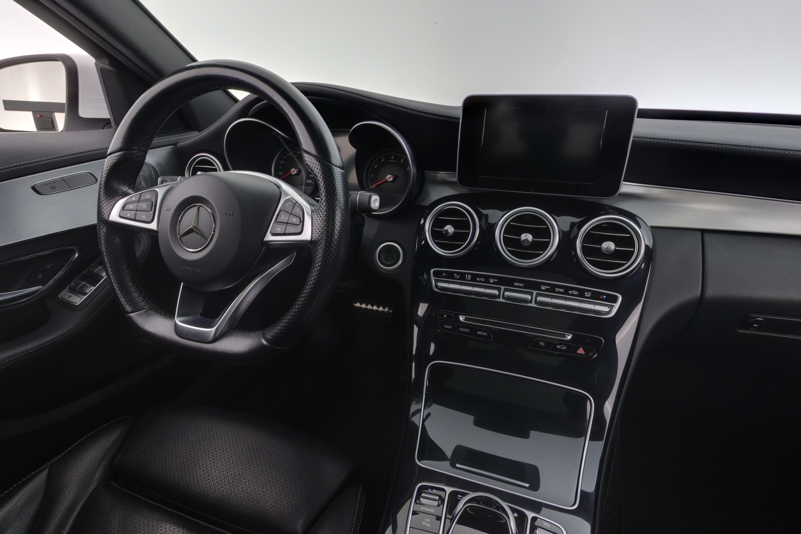 MERCEDES-BENZ C 2016