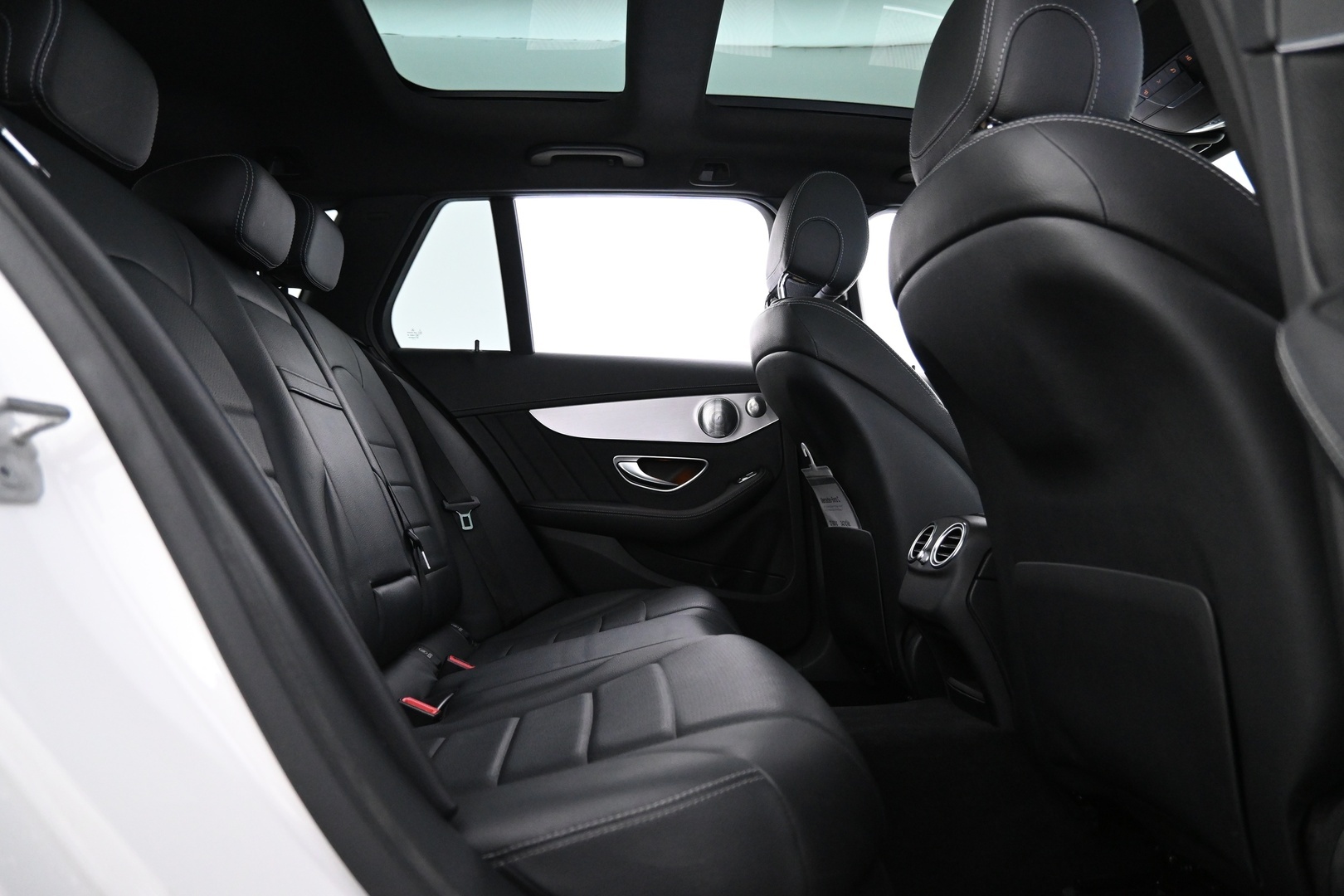 MERCEDES-BENZ C 2016