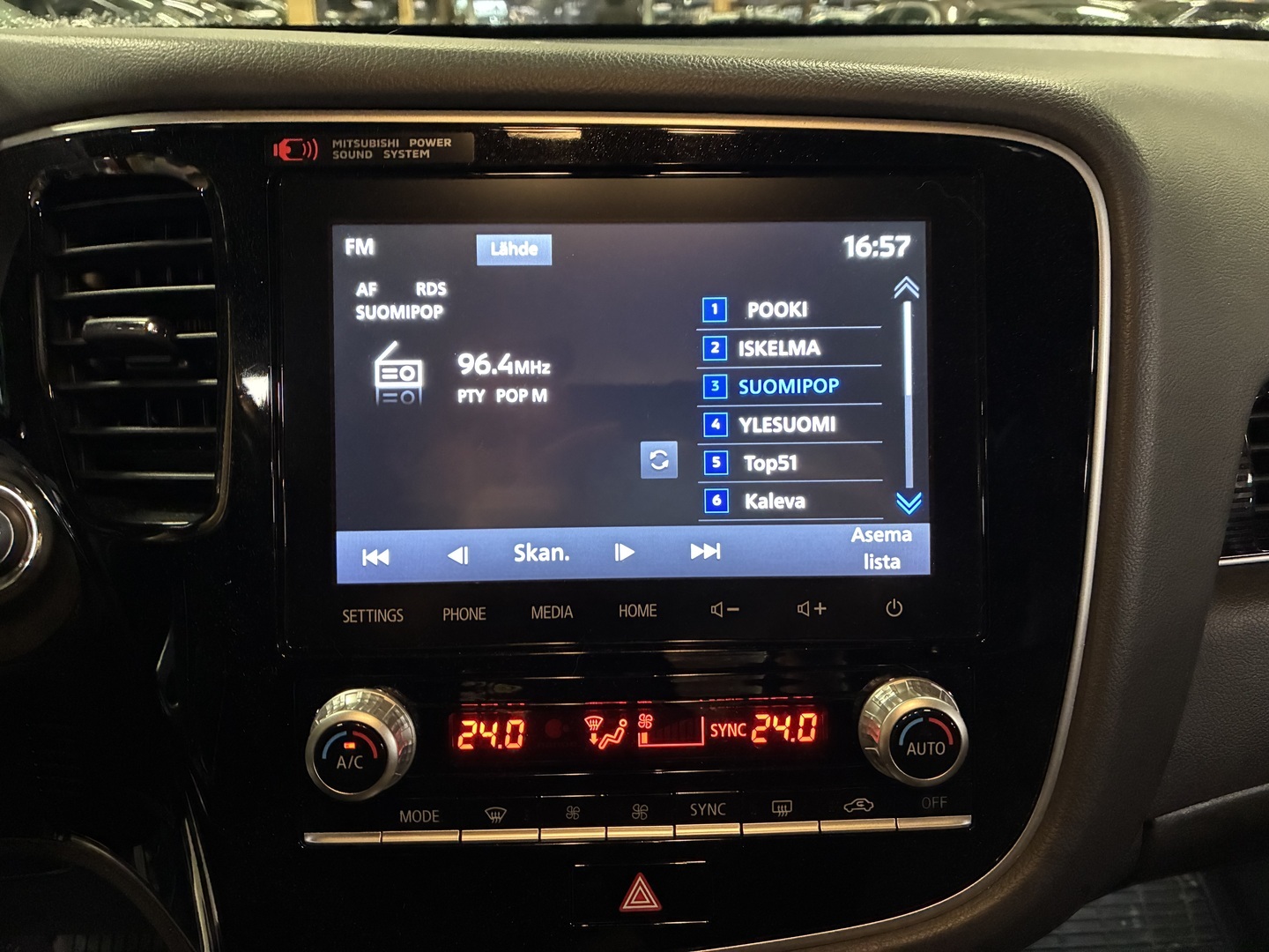 MITSUBISHI Outlander 2020