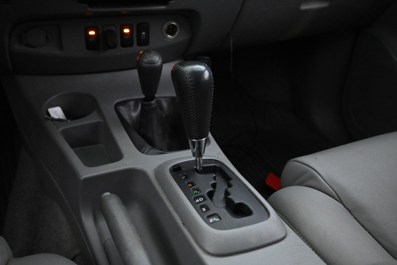 TOYOTA Hilux 2008