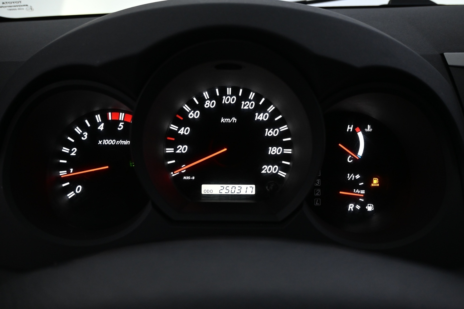 TOYOTA Hilux 2008