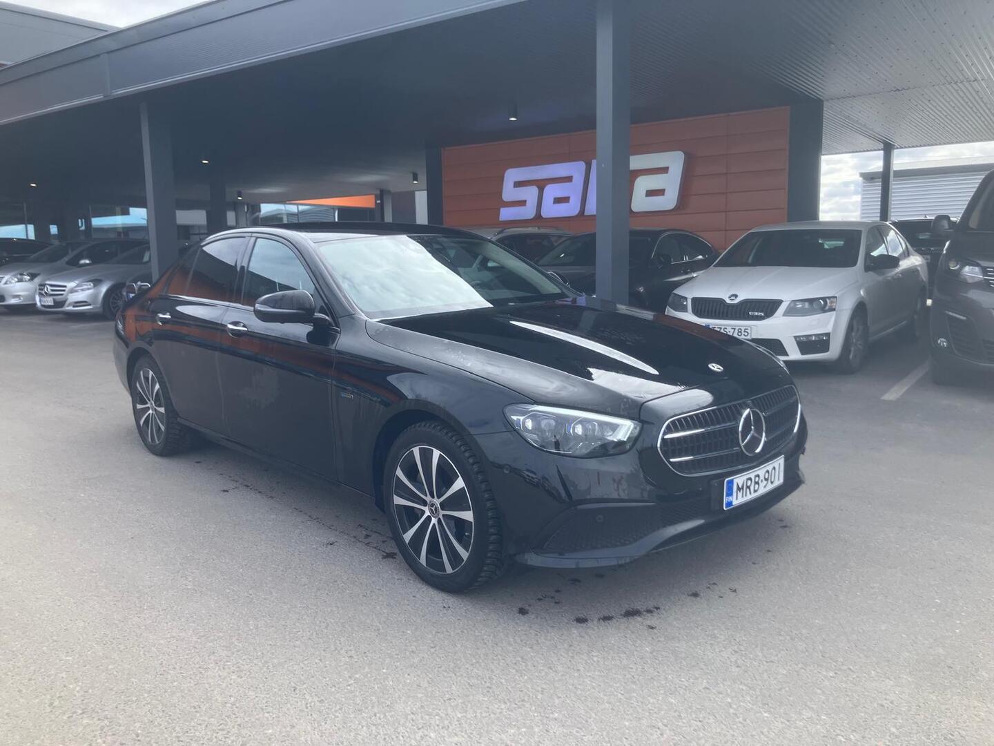 MERCEDES-BENZ E 2021