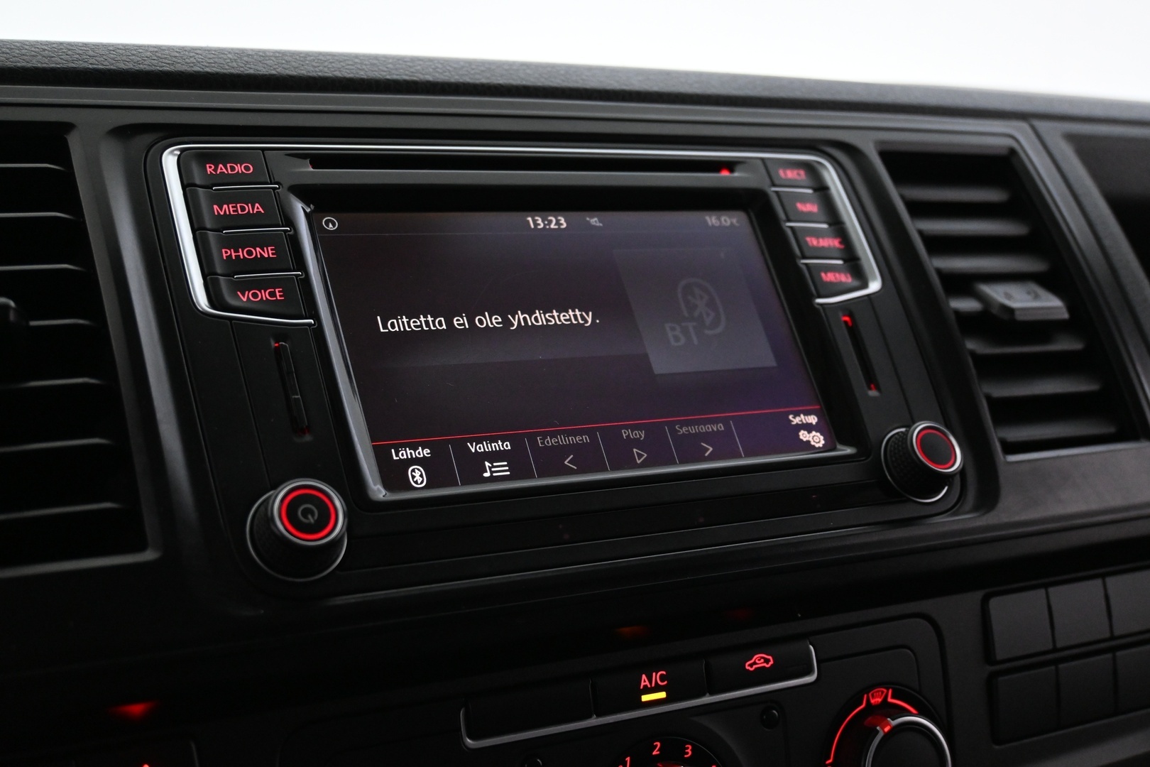 VOLKSWAGEN Transporter 2016