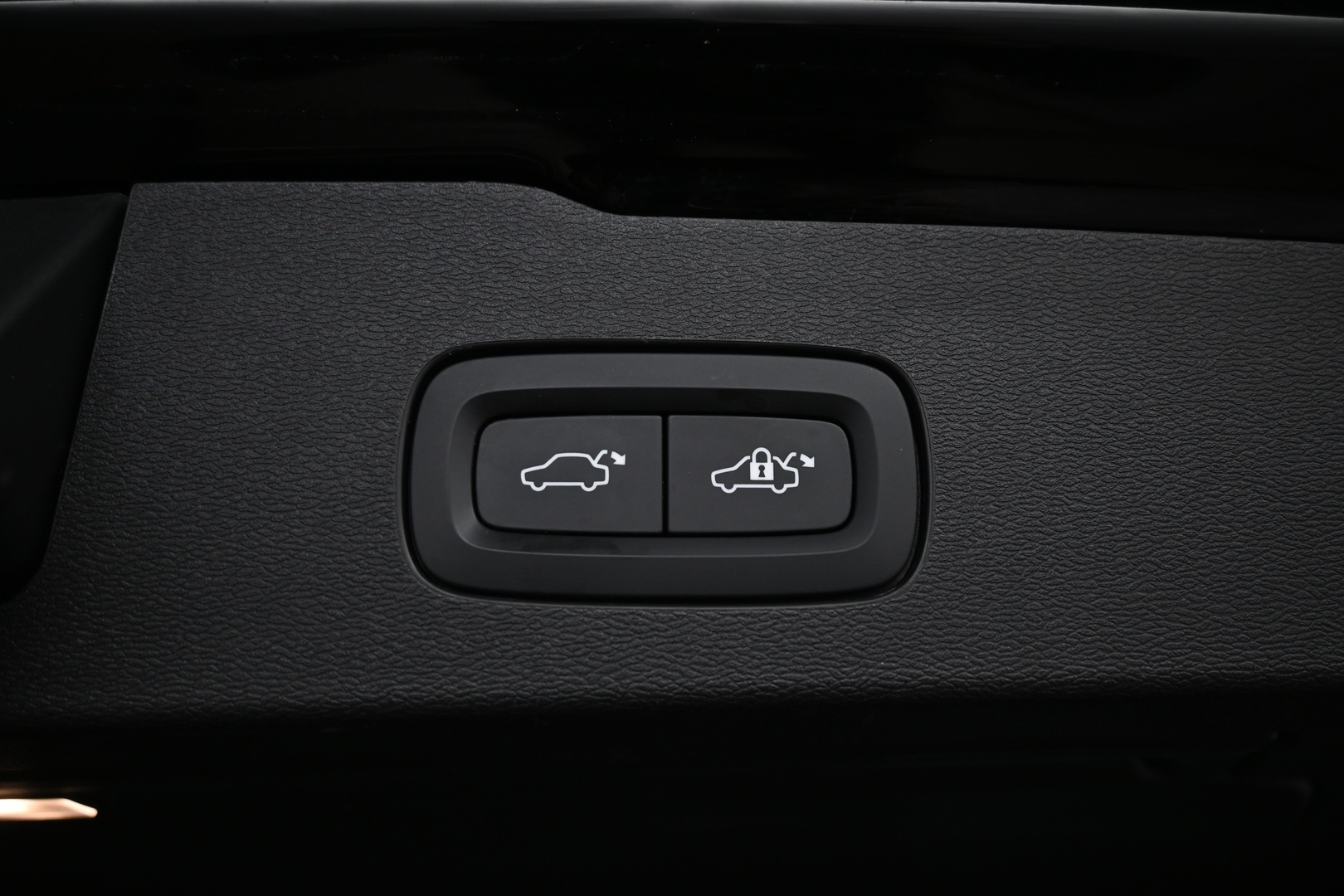 VOLVO V60 2022