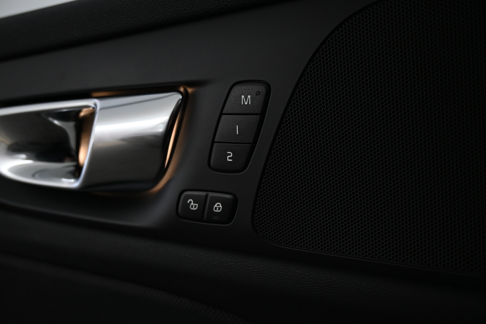VOLVO V60 2022