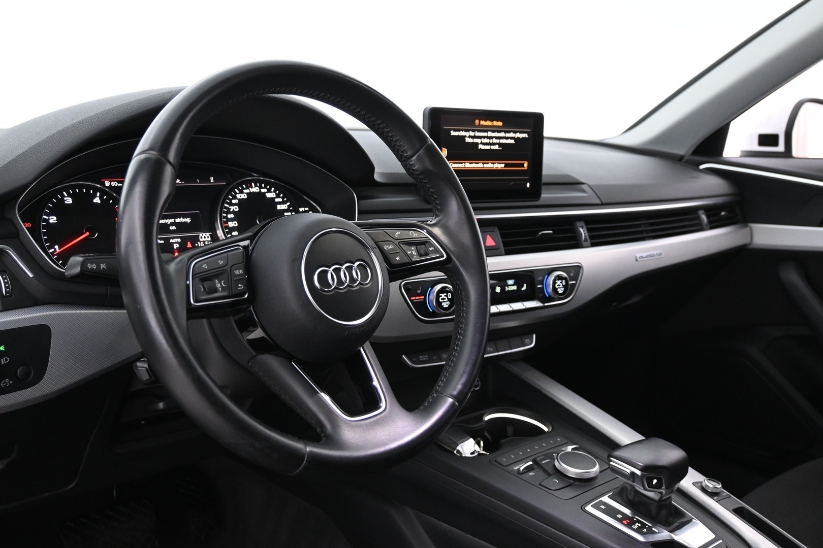 AUDI A4 2016