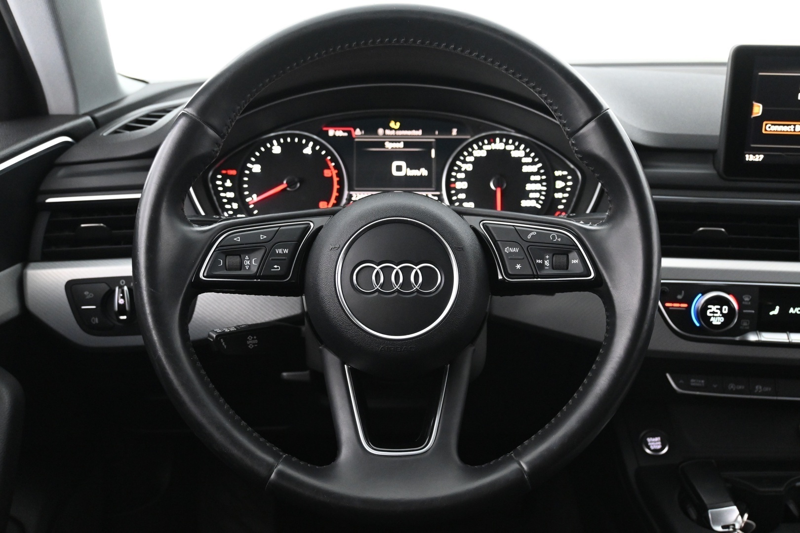 AUDI A4 2016