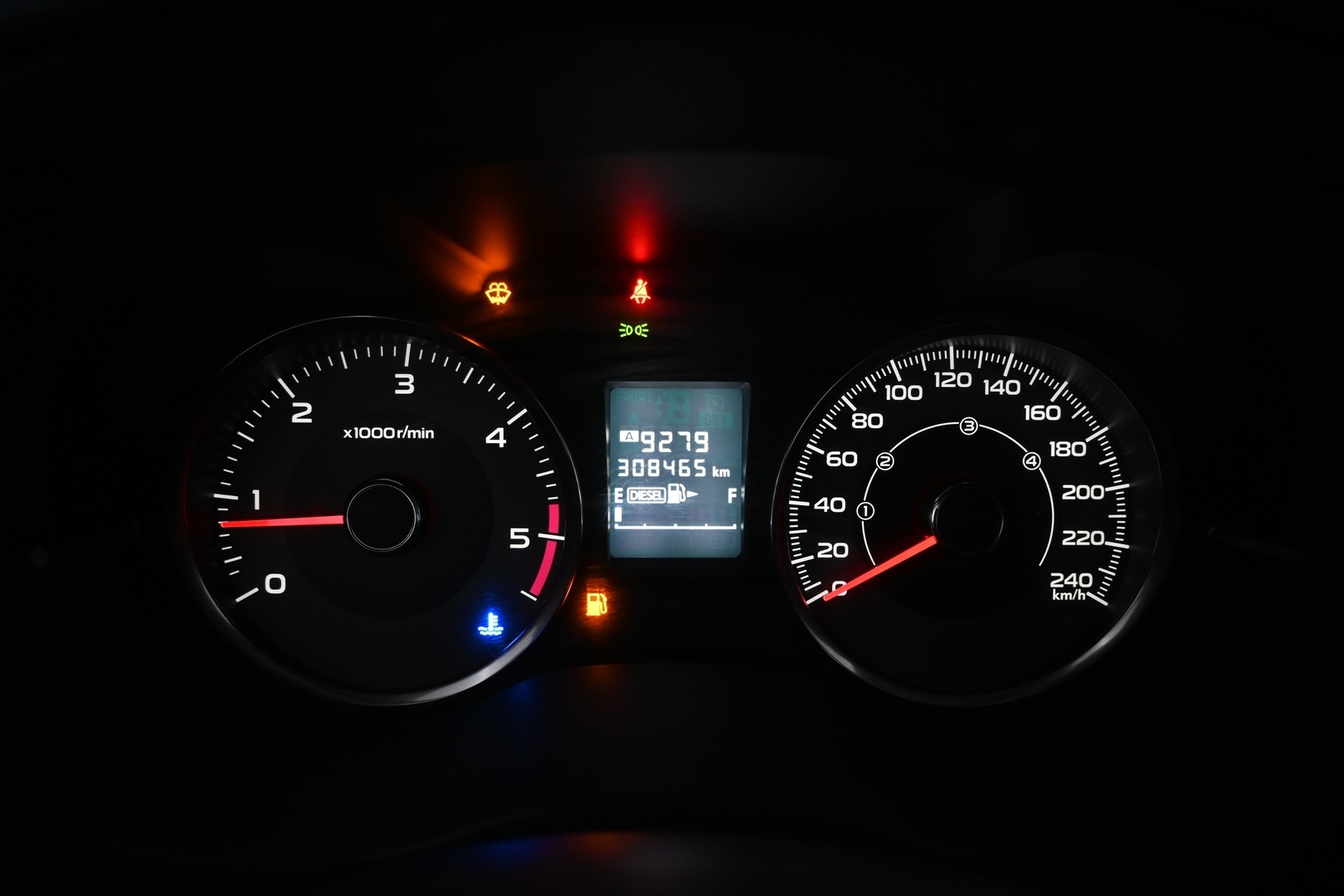 SUBARU Forester 2014