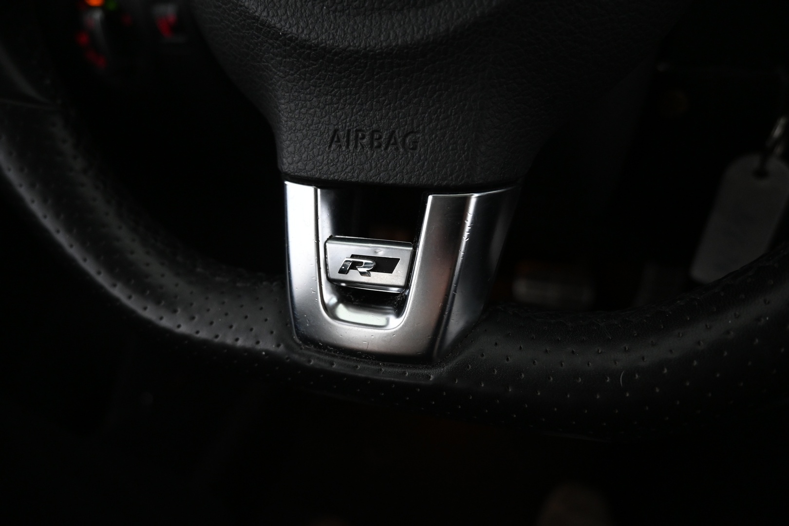 VOLKSWAGEN Tiguan 2011