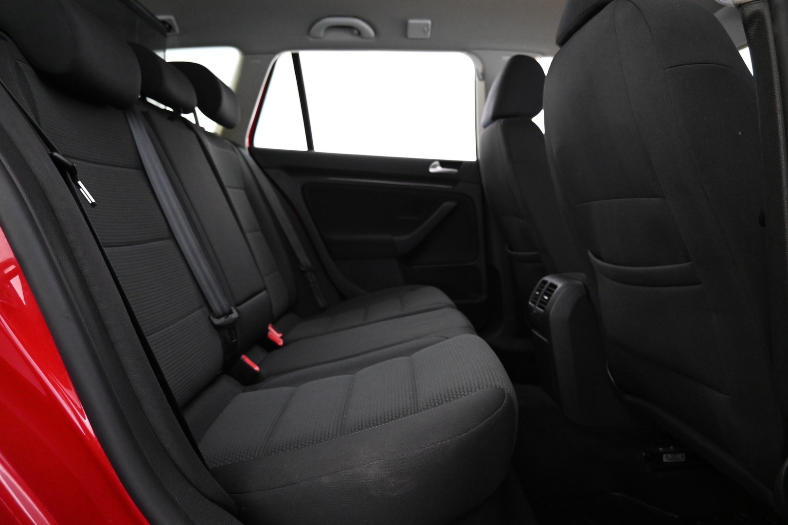 VOLKSWAGEN Golf 2012