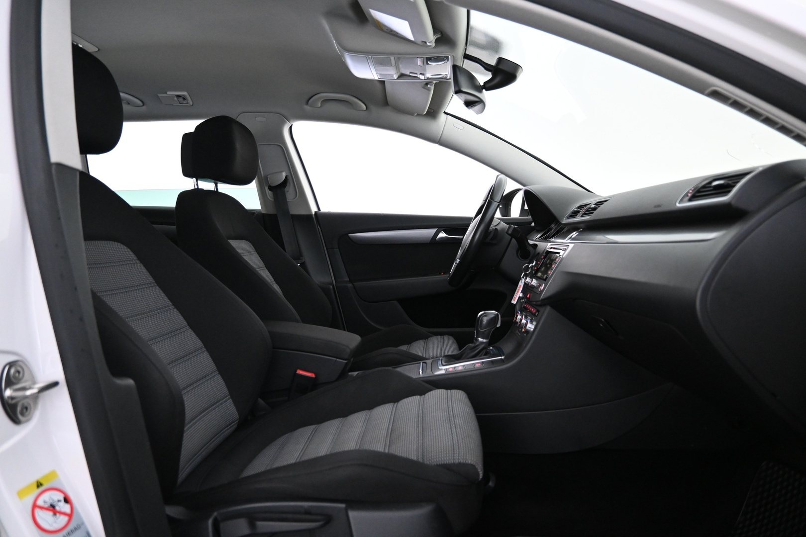 VOLKSWAGEN Passat 2012