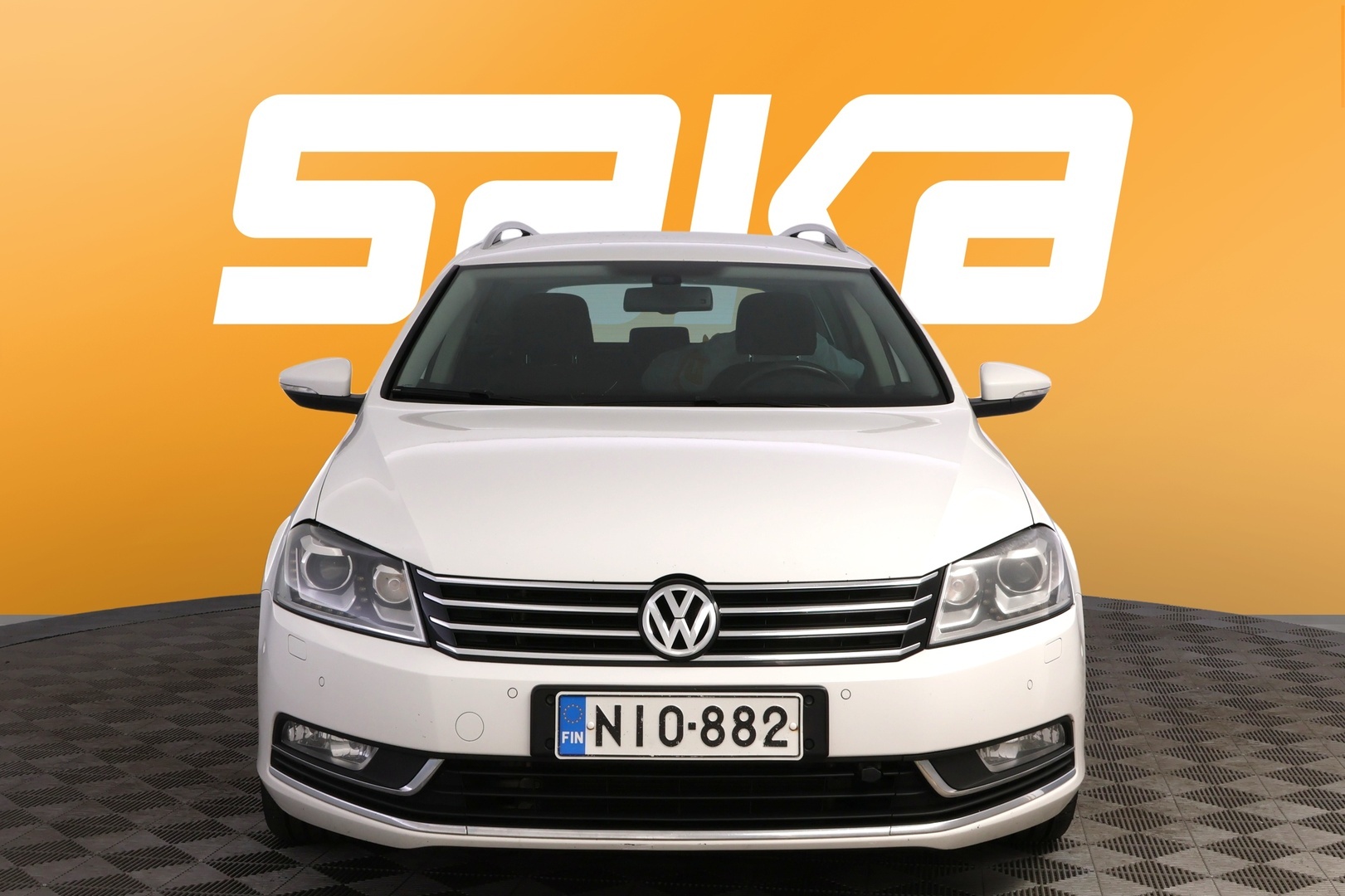 VOLKSWAGEN Passat 2012