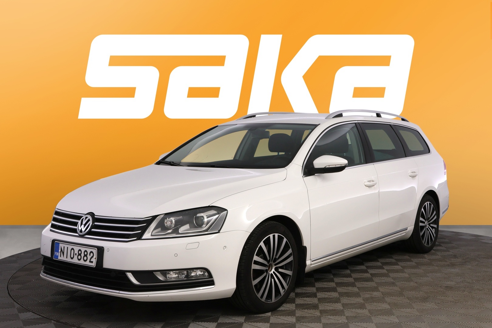VOLKSWAGEN Passat 2012