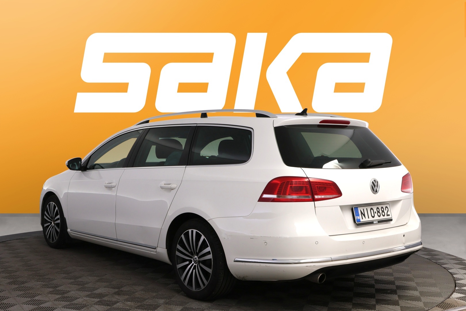 VOLKSWAGEN Passat 2012