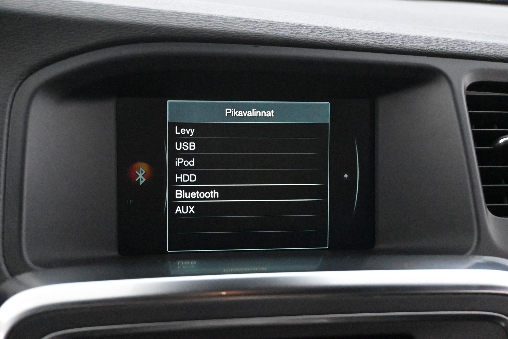 VOLVO V60 2014