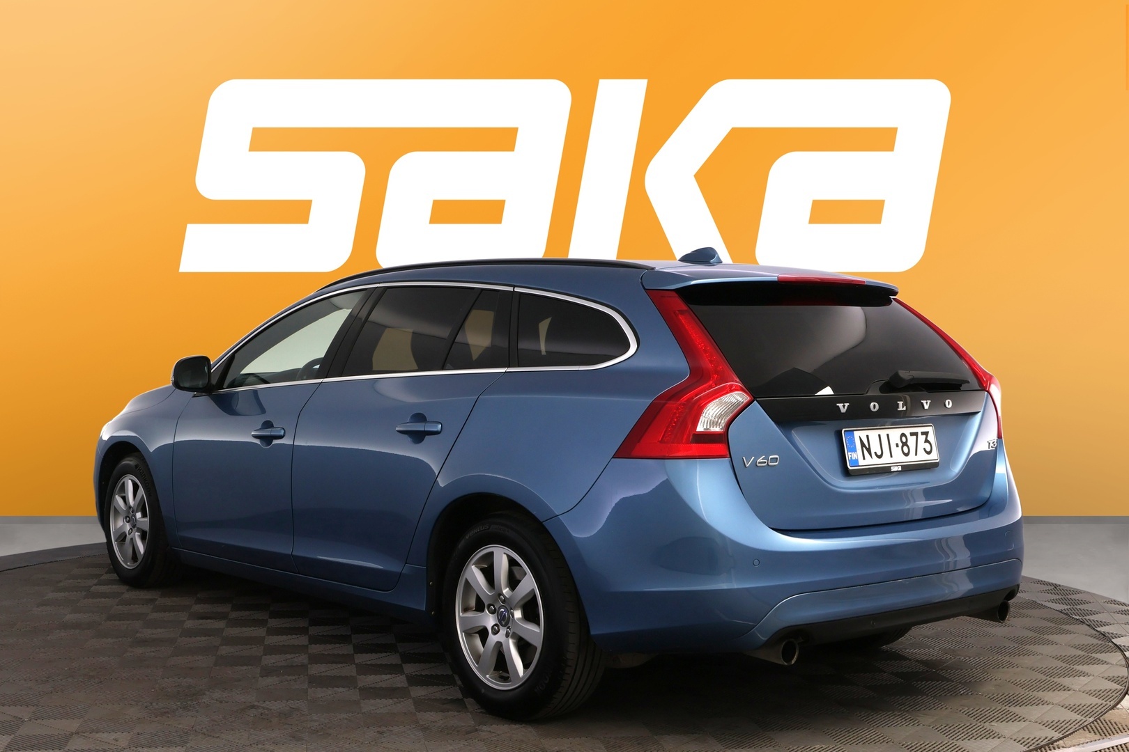 VOLVO V60 2014