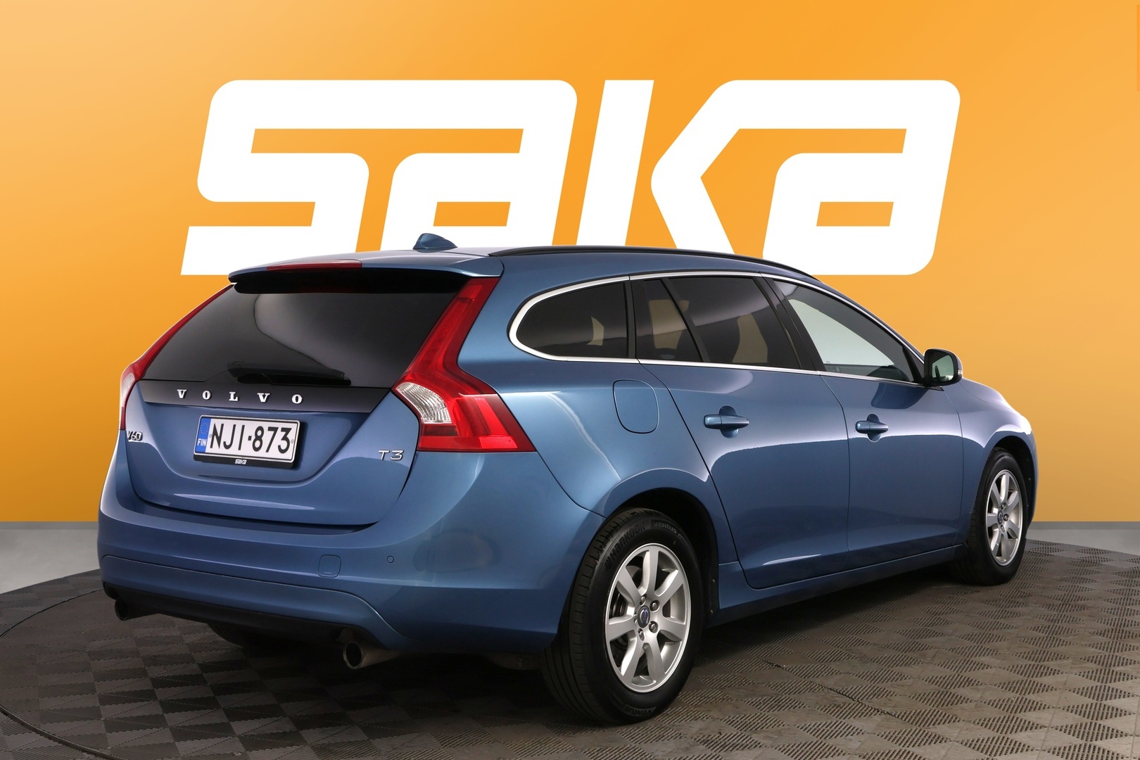 VOLVO V60 2014