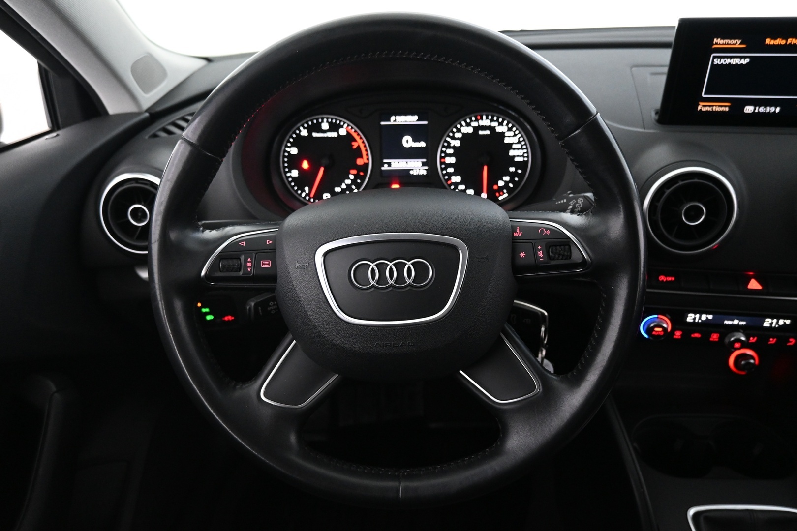 AUDI A3 2015