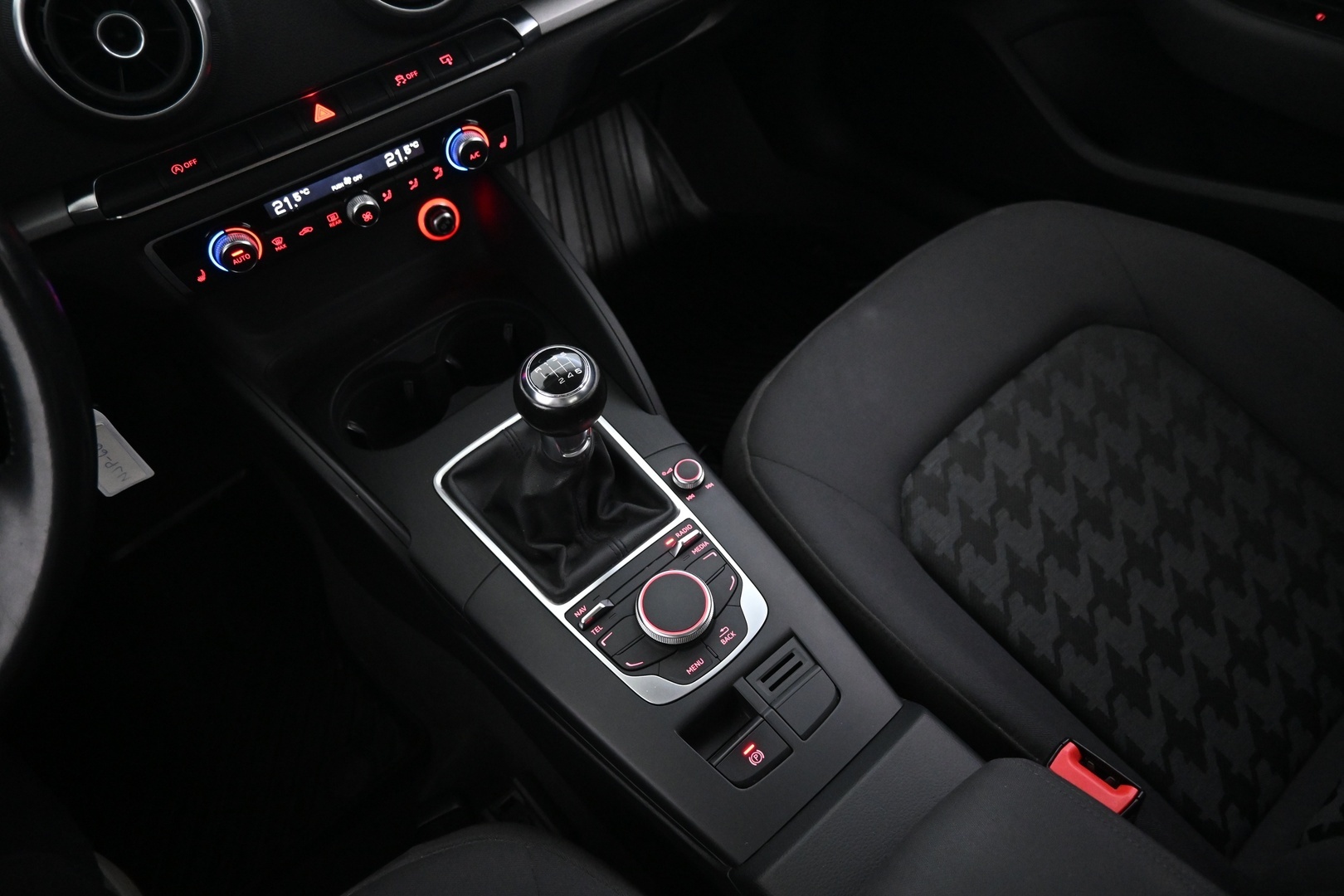 AUDI A3 2015