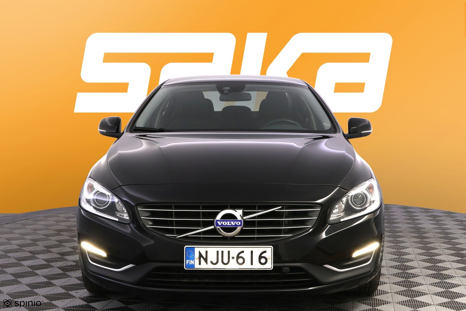 VOLVO S60 2015