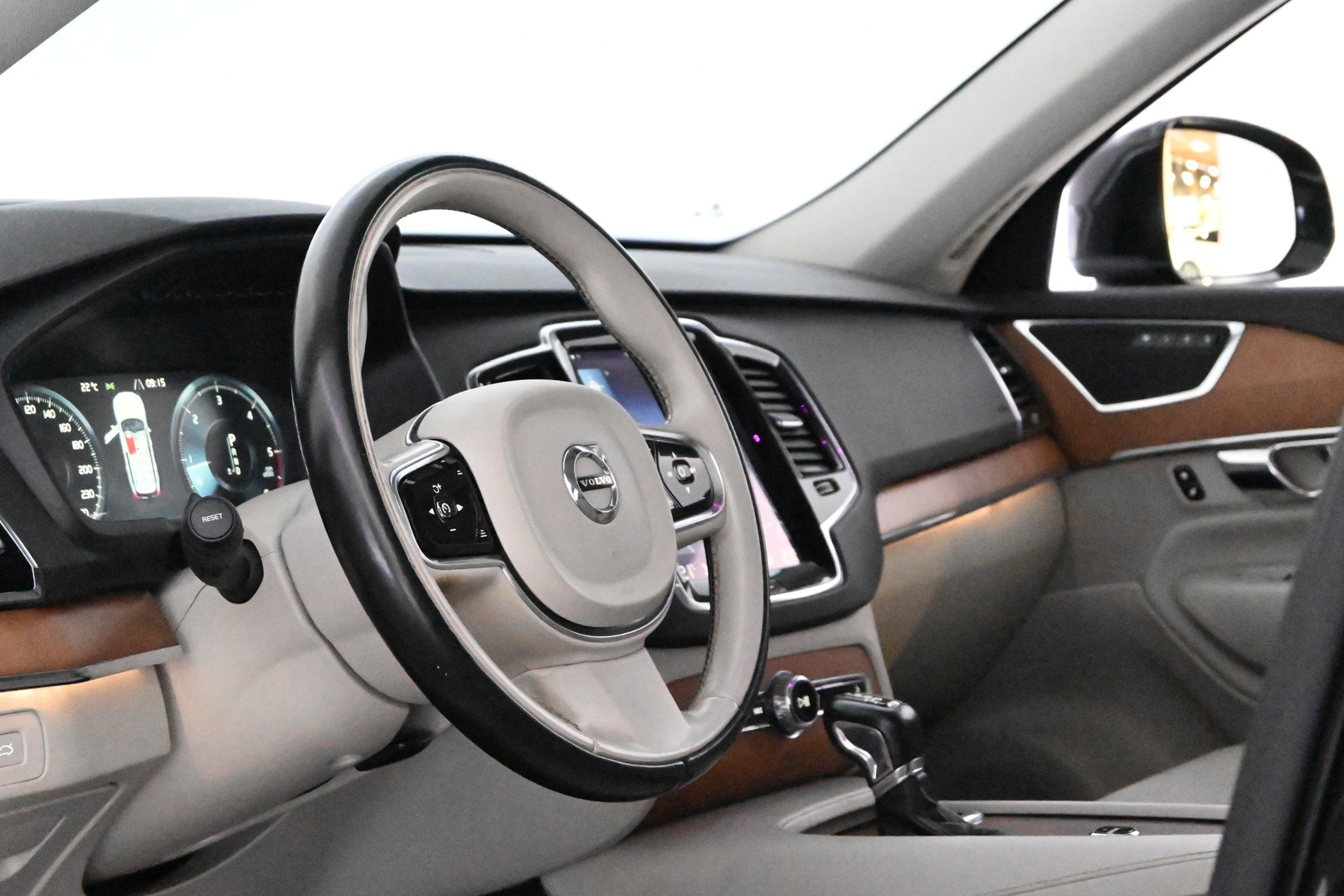VOLVO XC90 2015
