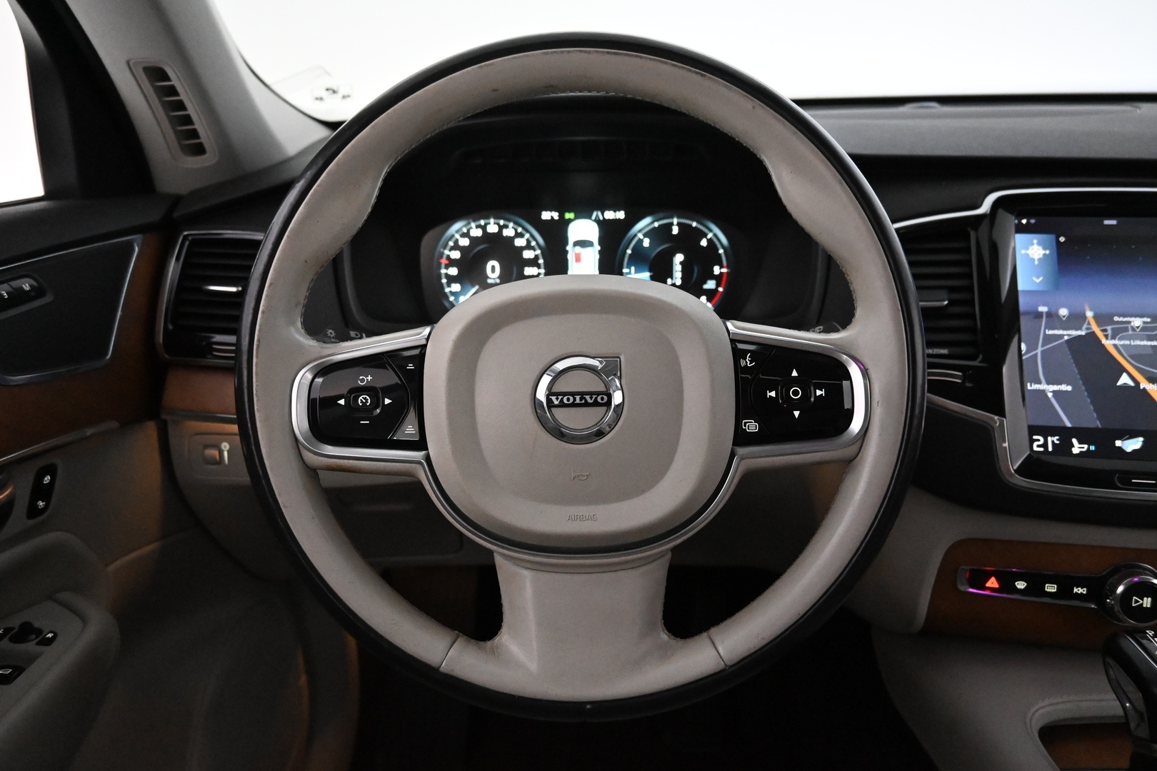 VOLVO XC90 2015