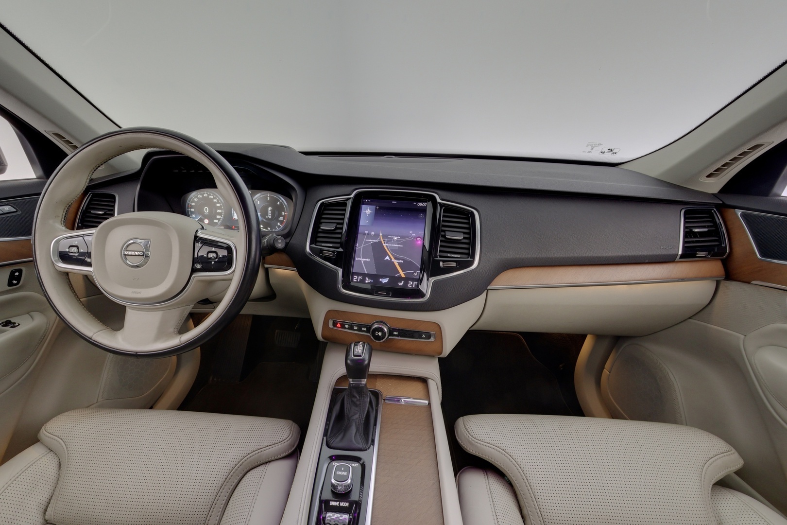 VOLVO XC90 2015