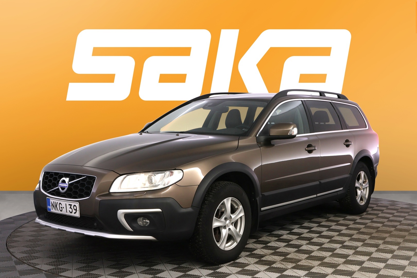 VOLVO XC70 2016