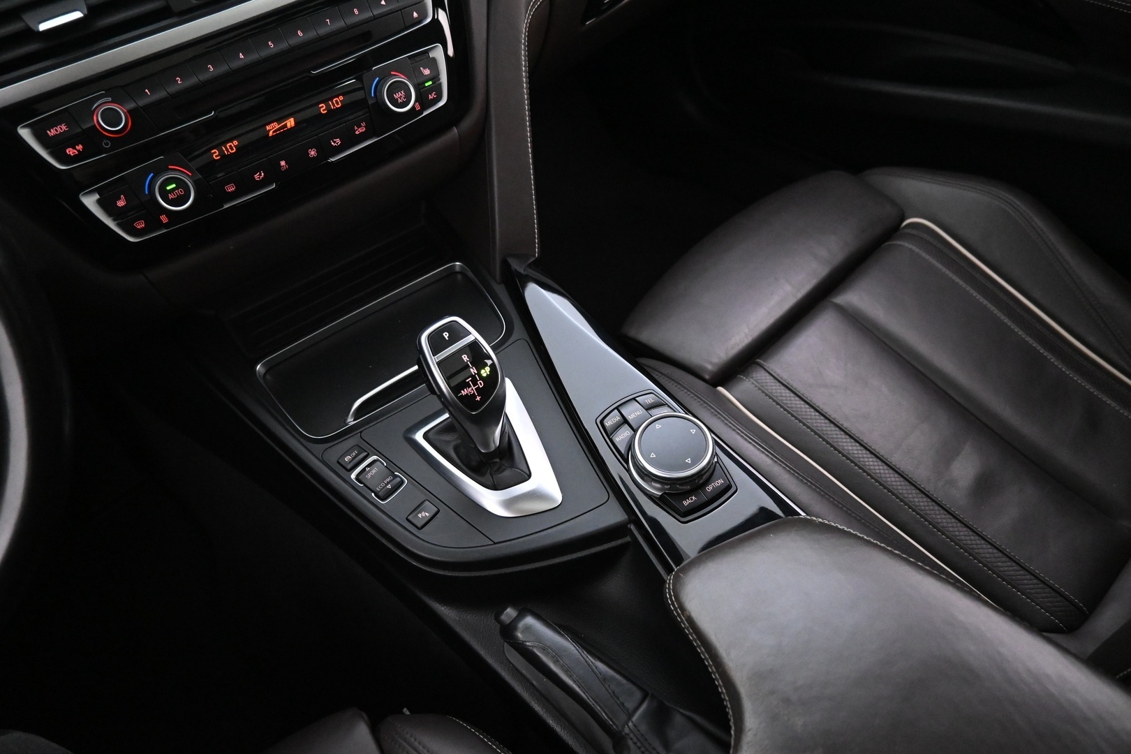 BMW 330 2016