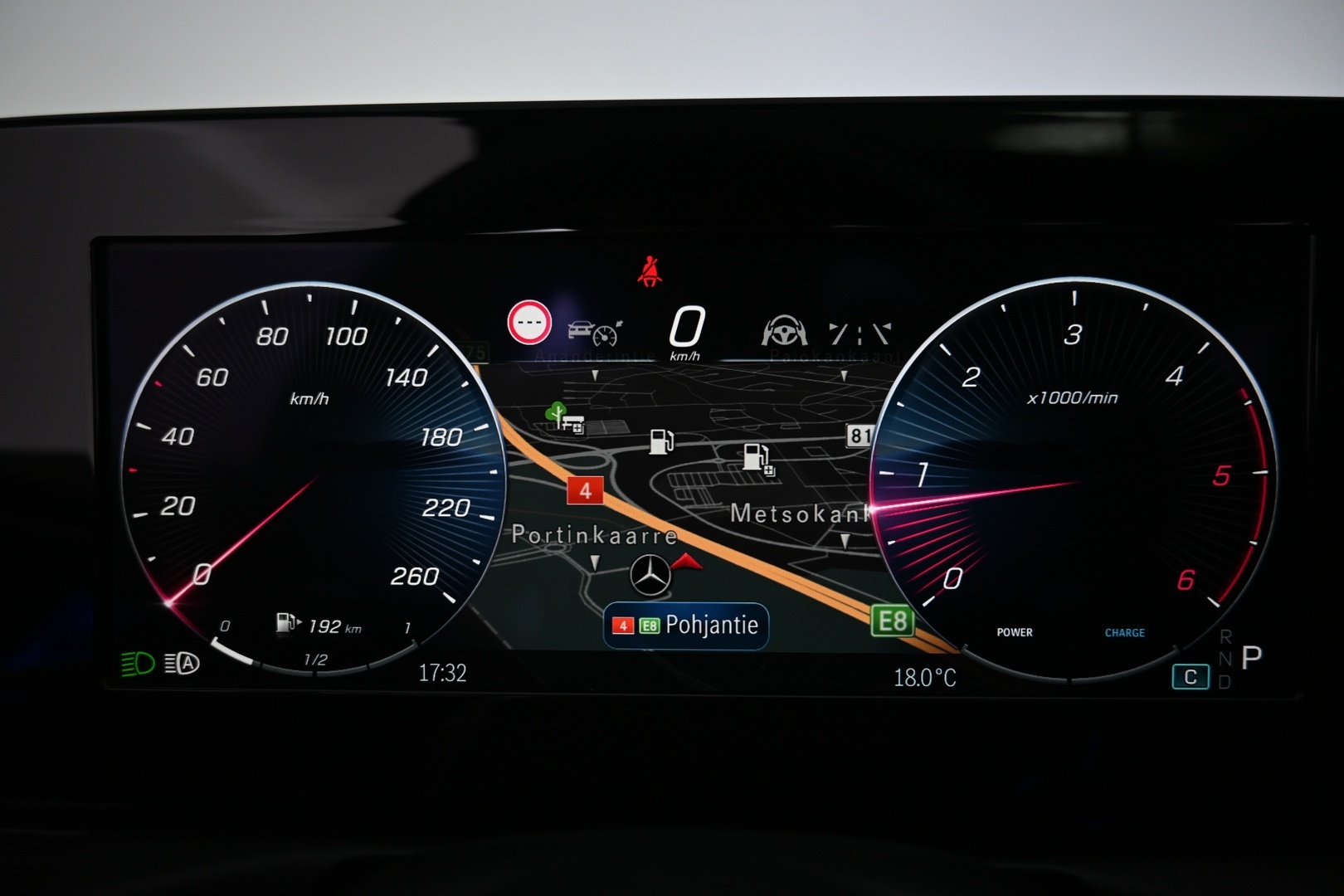 MERCEDES-BENZ C 2023
