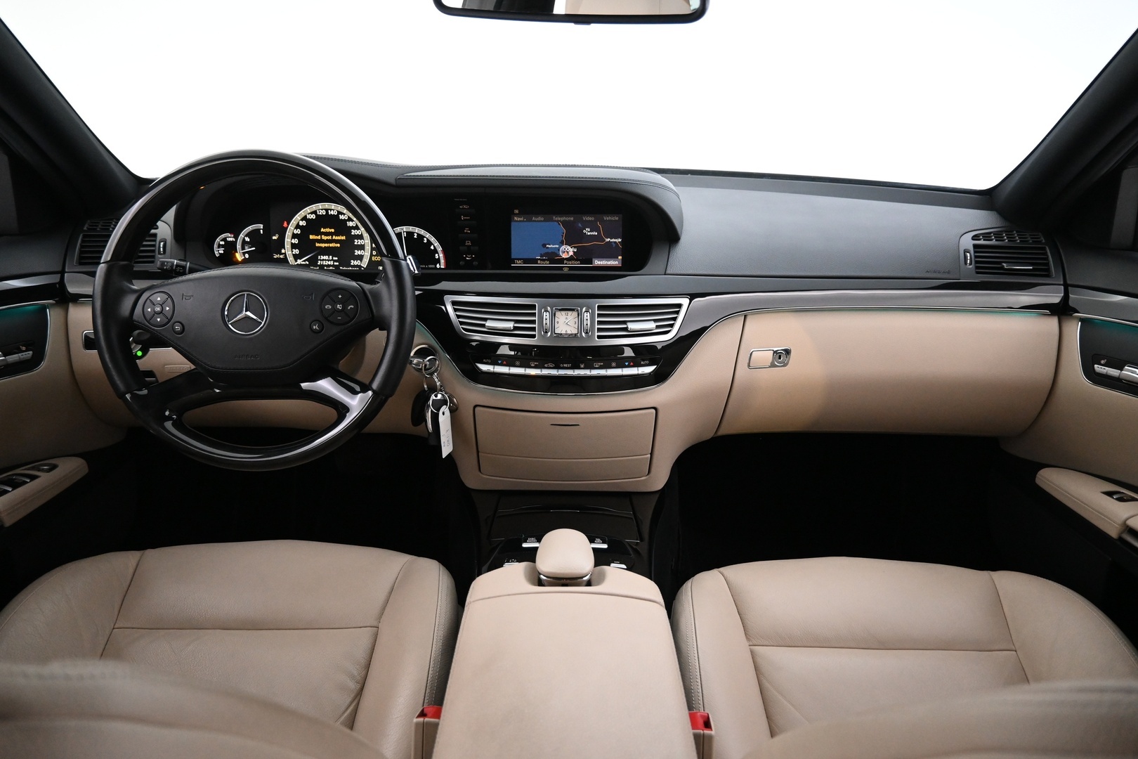 MERCEDES-BENZ S 2012