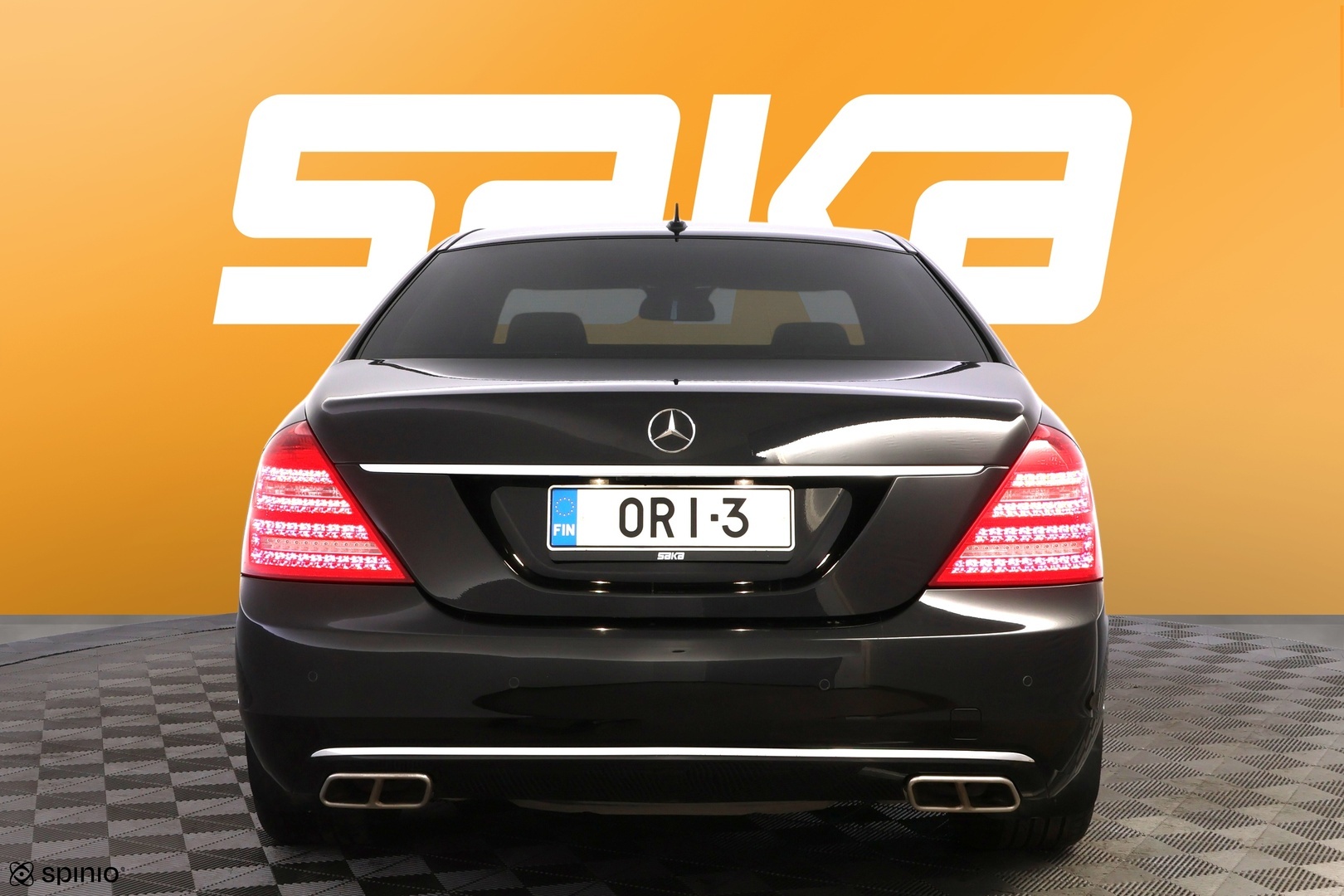 MERCEDES-BENZ S 2012