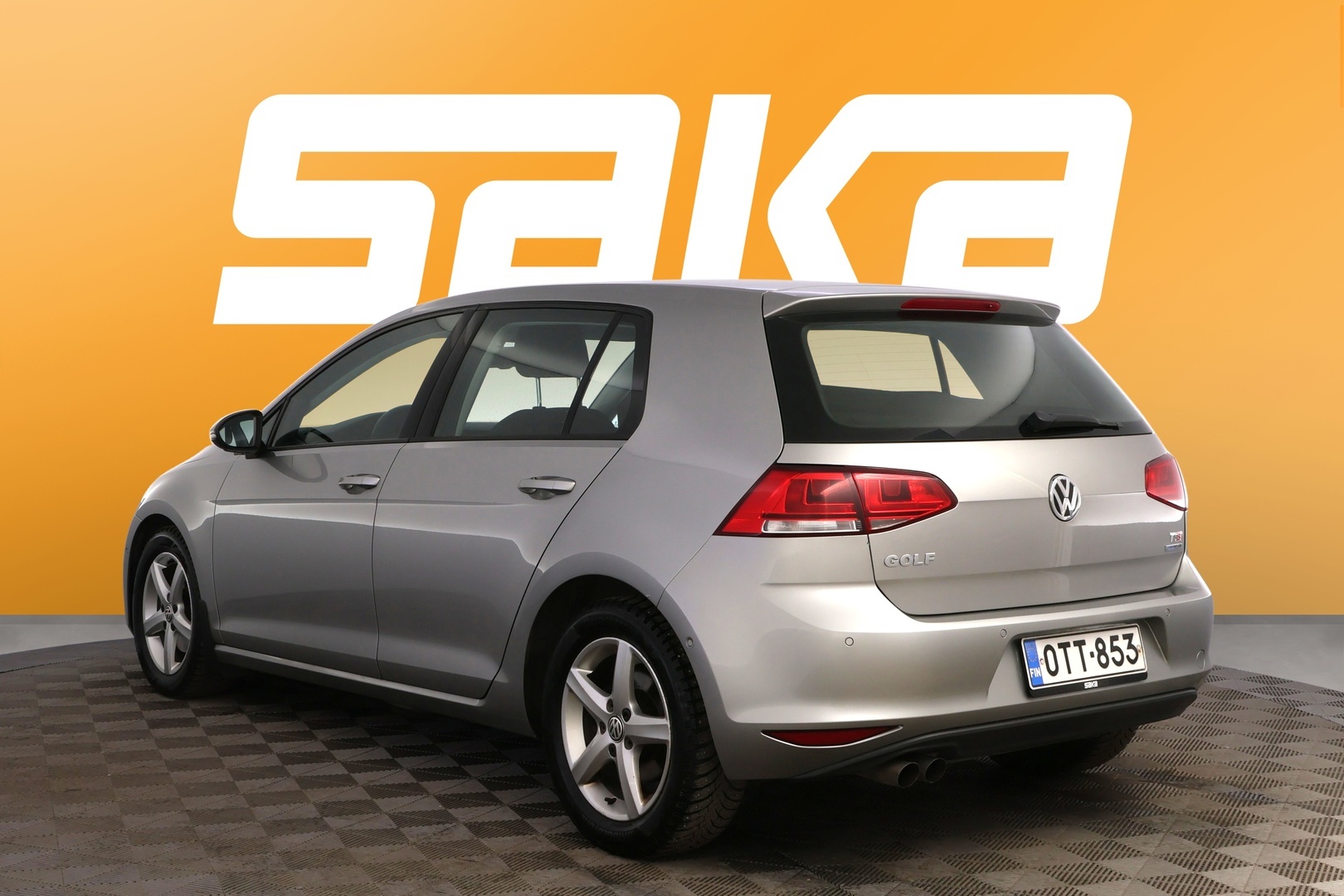VOLKSWAGEN Golf 2013