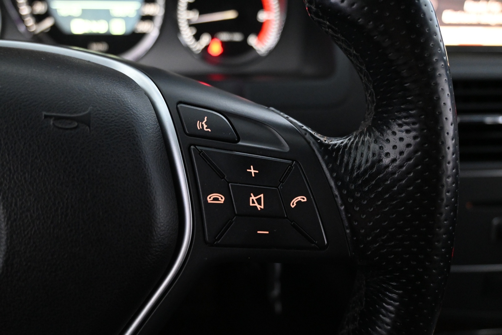 MERCEDES-BENZ C 2011