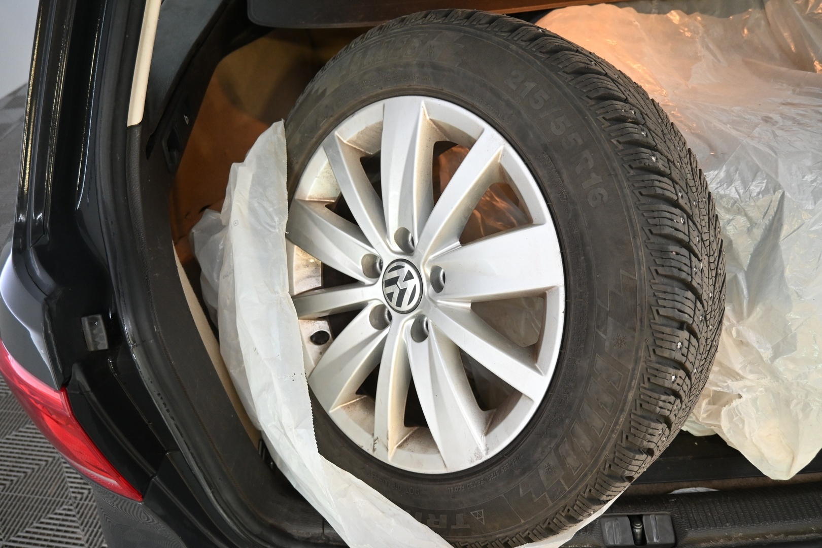 VOLKSWAGEN Passat 2013