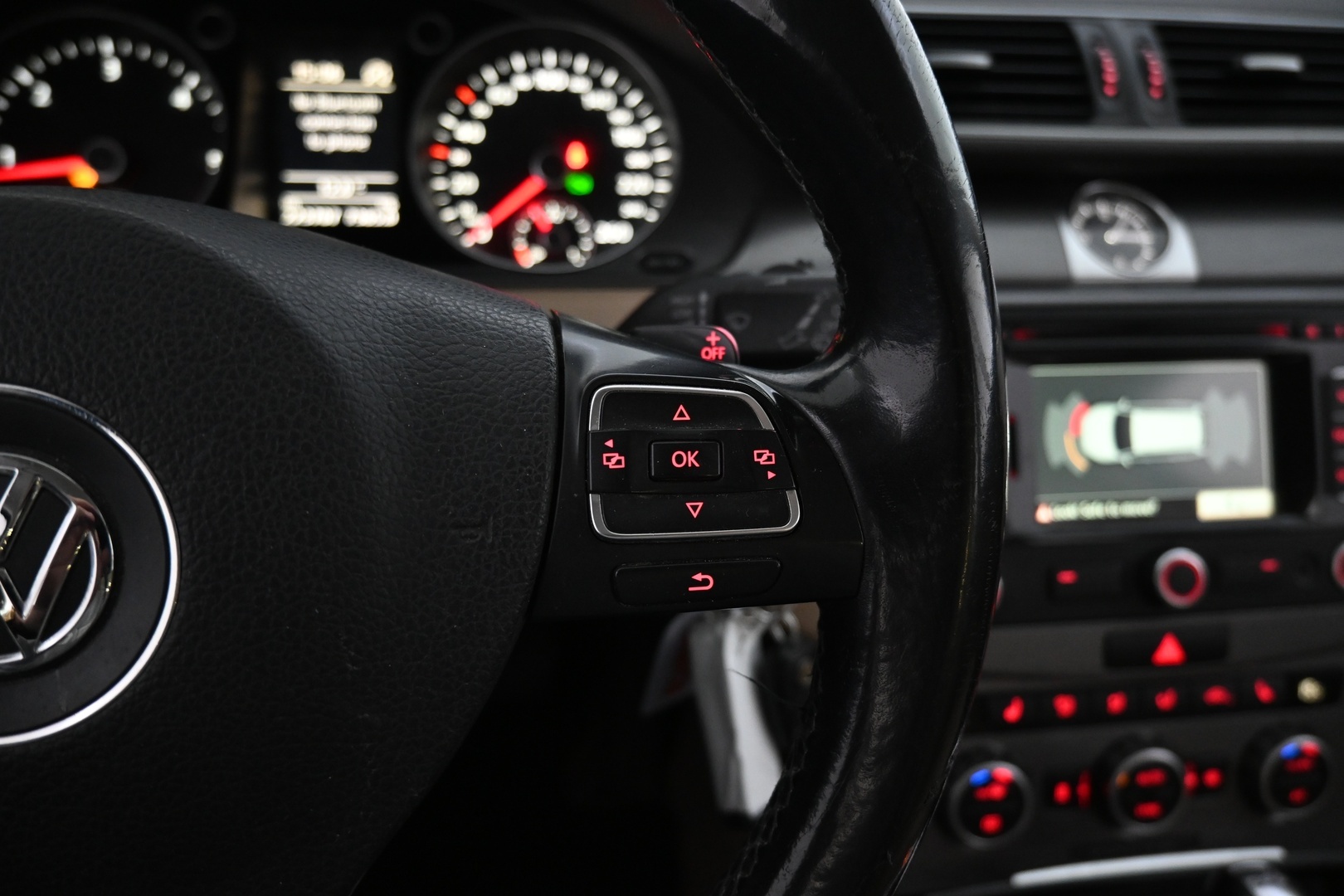 VOLKSWAGEN Passat 2013