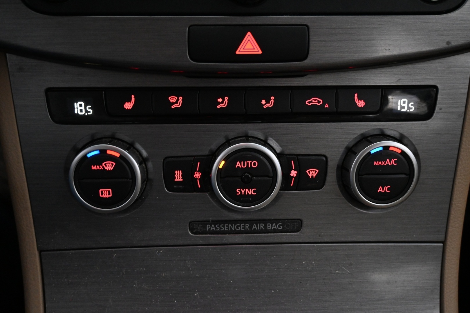VOLKSWAGEN Passat 2013